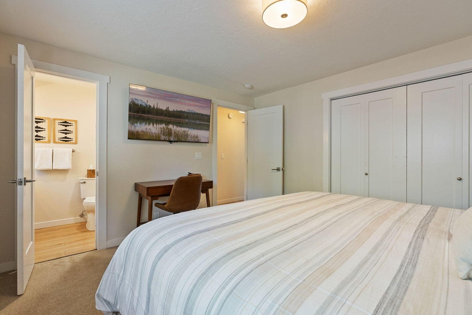 Photo of 57440 Quartz Mountain Lane 16 of 42