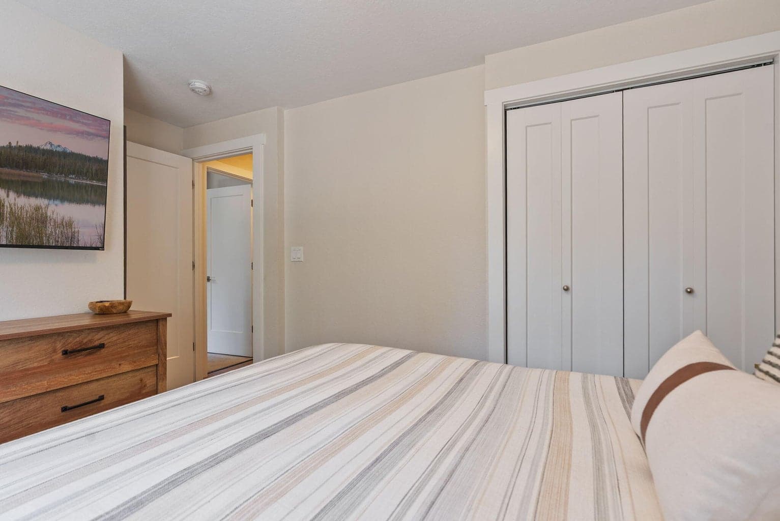 Photo of 57440 Quartz Mountain Lane 21 of 42