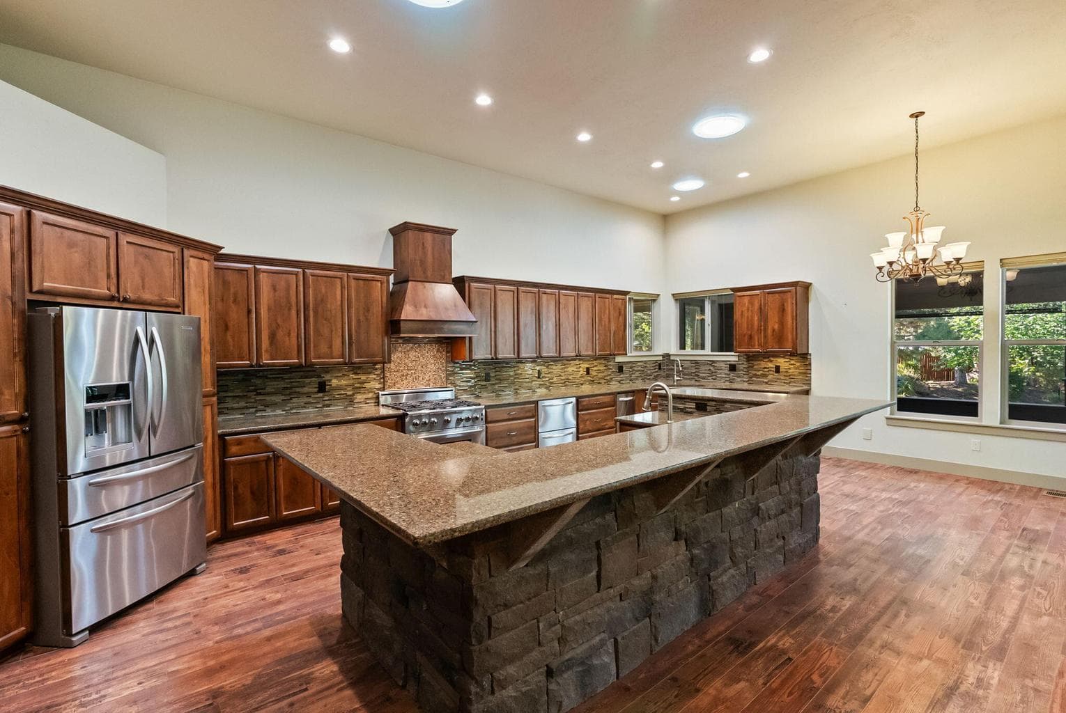 Photo of 61245 Crescent Court 8 of 64