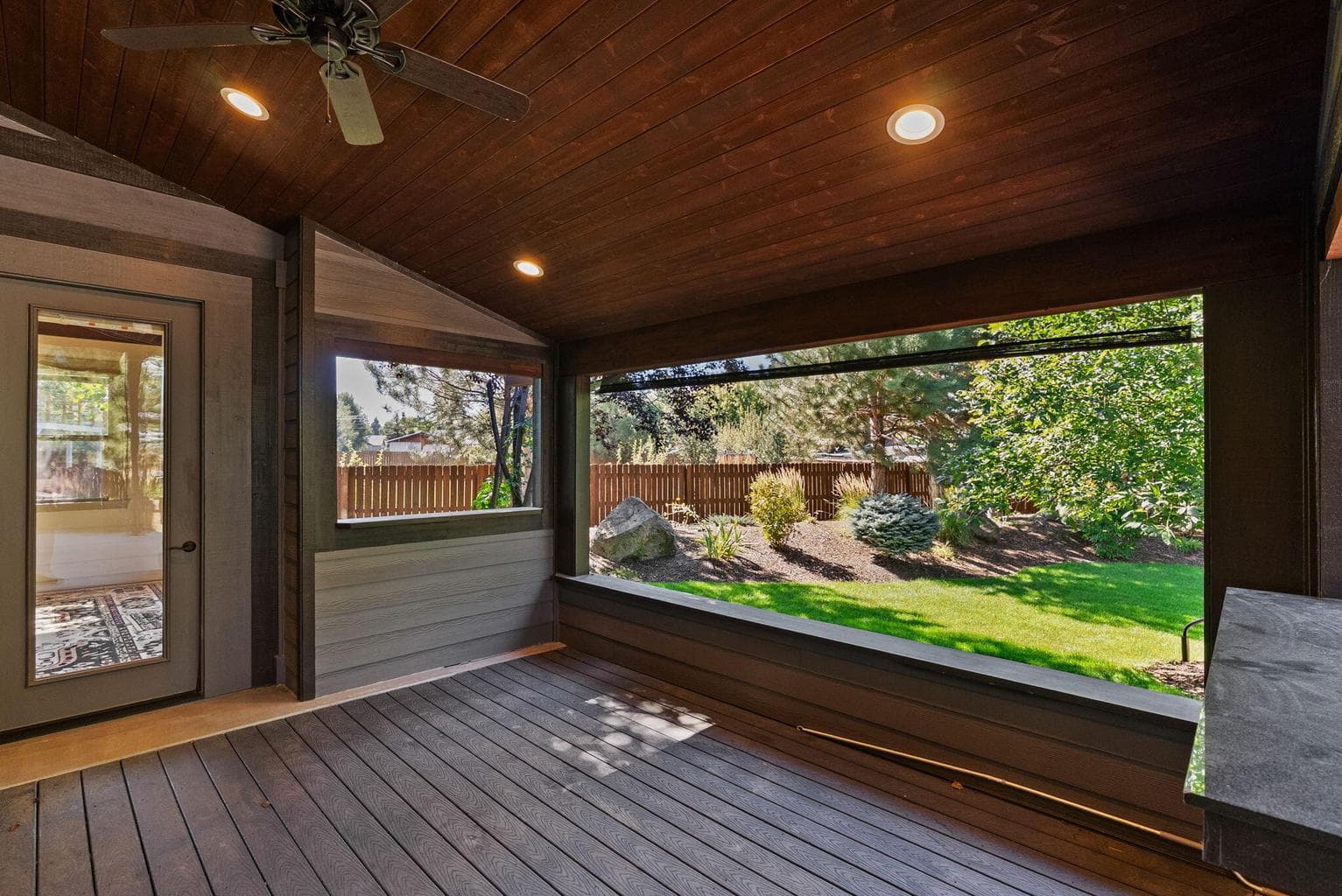 Covered outdoor living/dining area