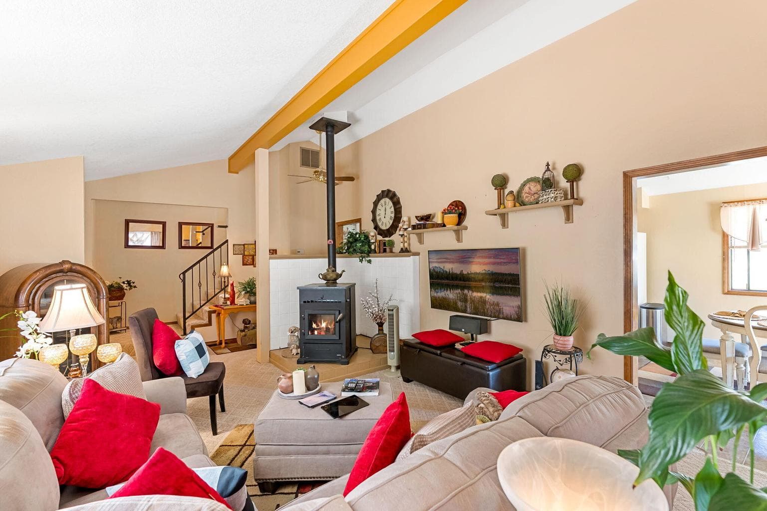 Photo of 60000 Agate Road 20 of 48