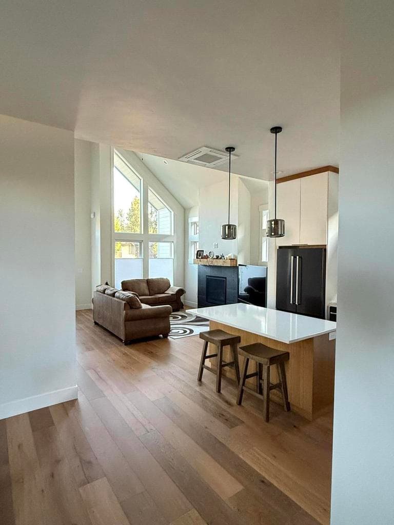 Photo of 157 Heising 4 of 15