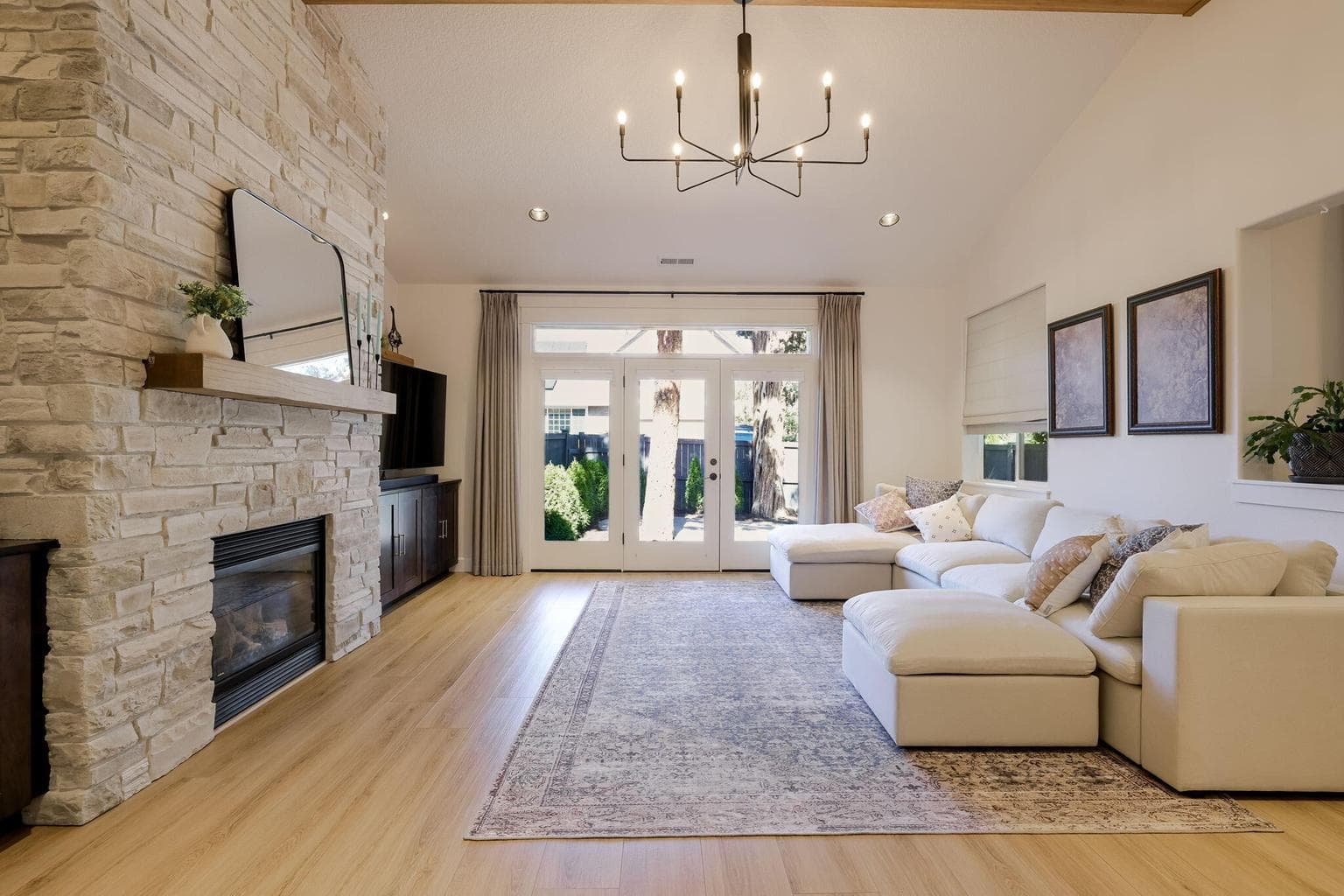 Photo of 20614 Cherry Tree Lane 18 of 53