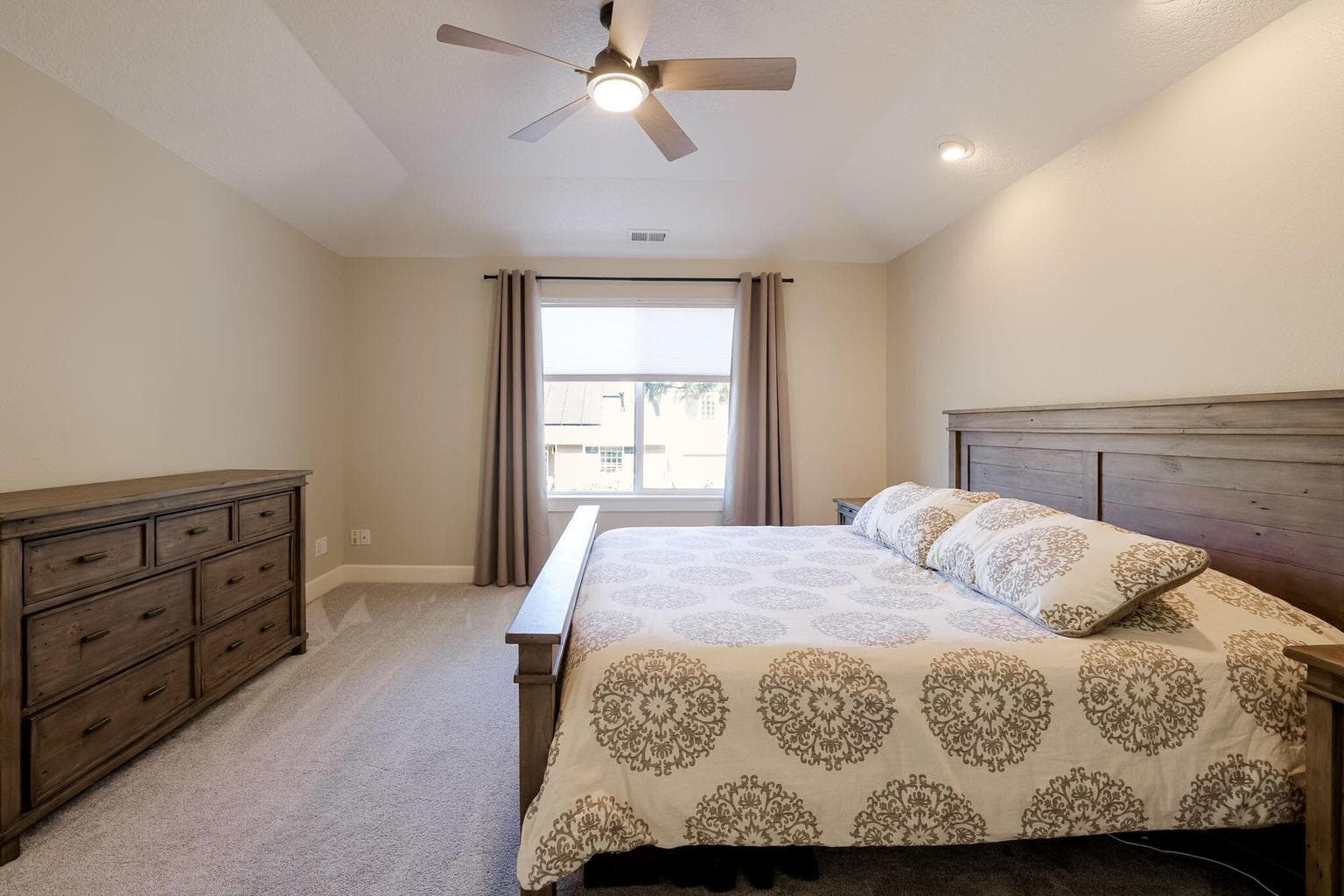Photo of 20614 Cherry Tree Lane 28 of 53