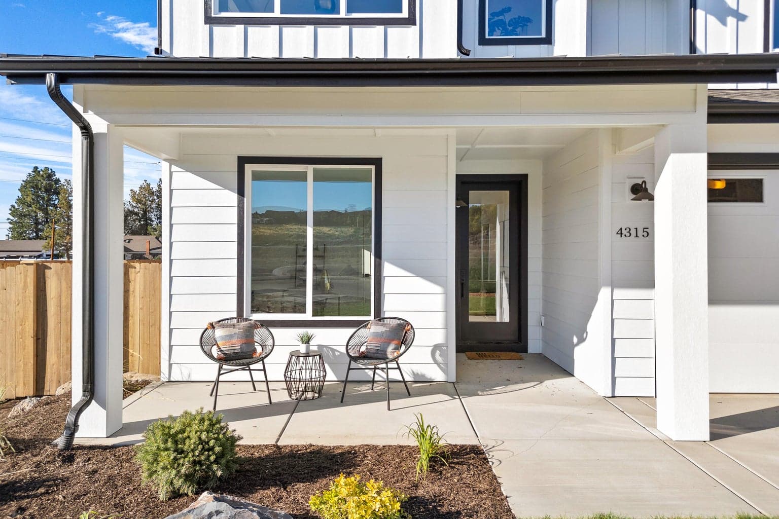 Photo of 4315 Rhyolite 5 of 51