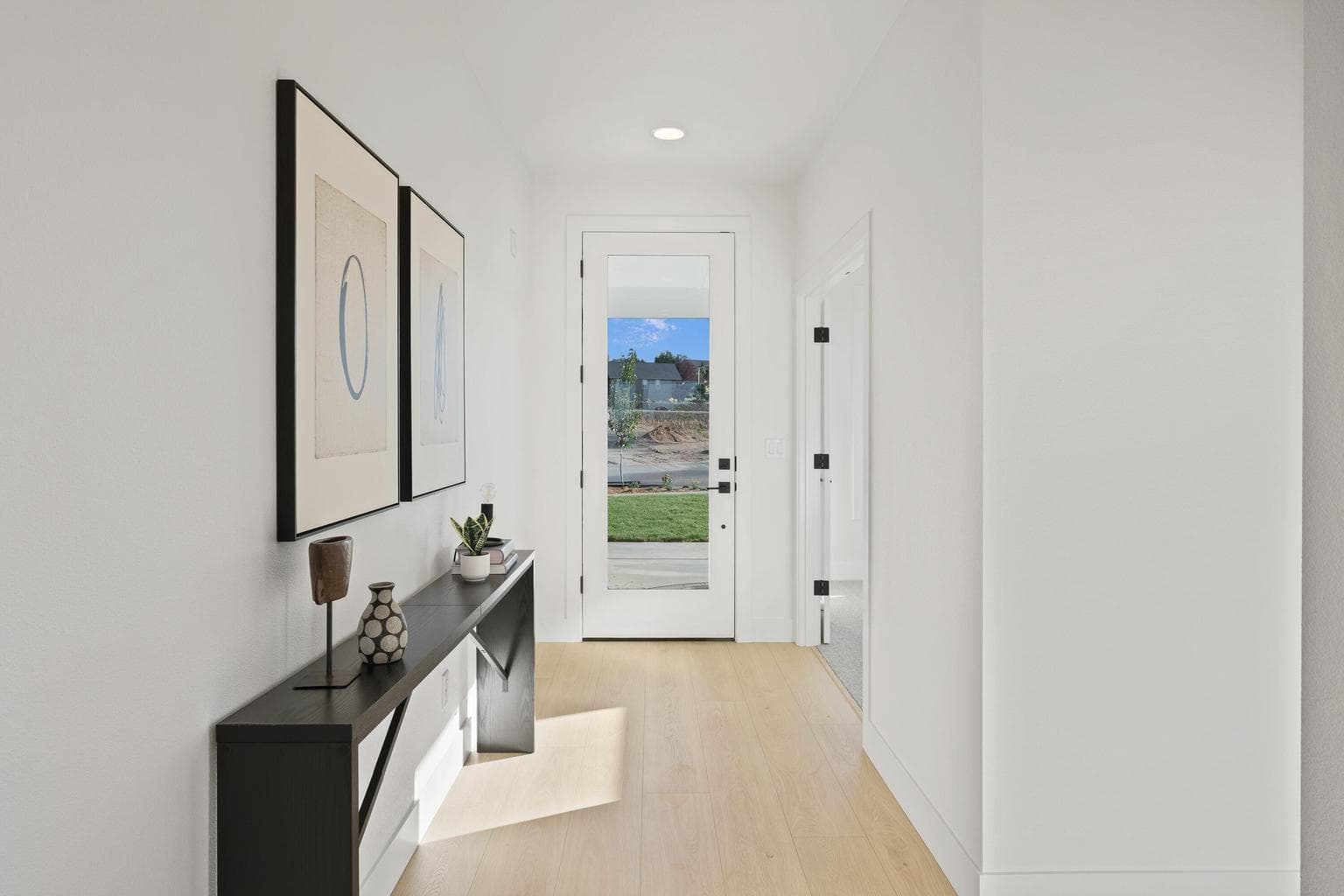 Photo of 4315 SW Rhyolite Place 8 of 51