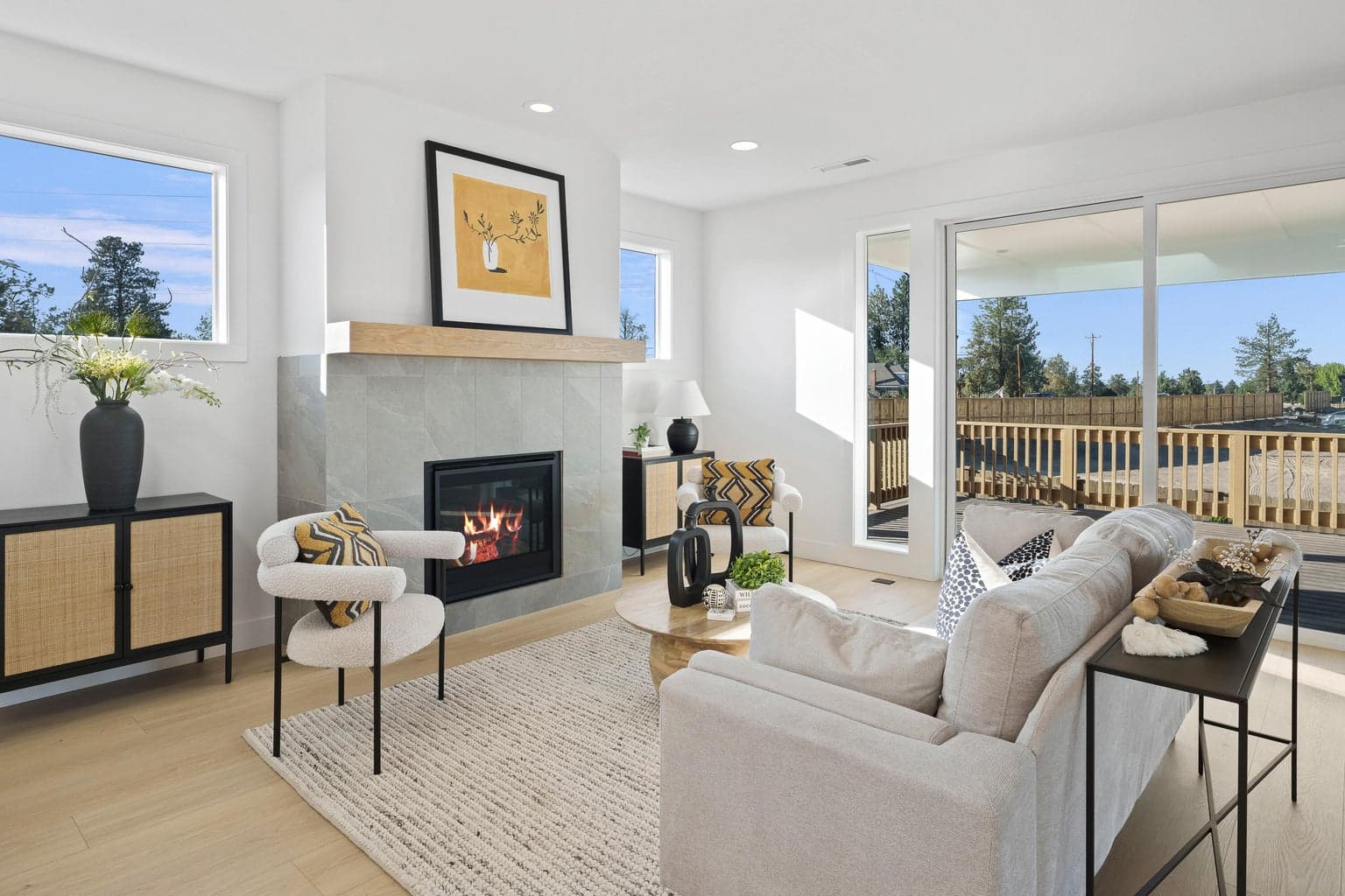 Photo of 4315 SW Rhyolite Place 11 of 51