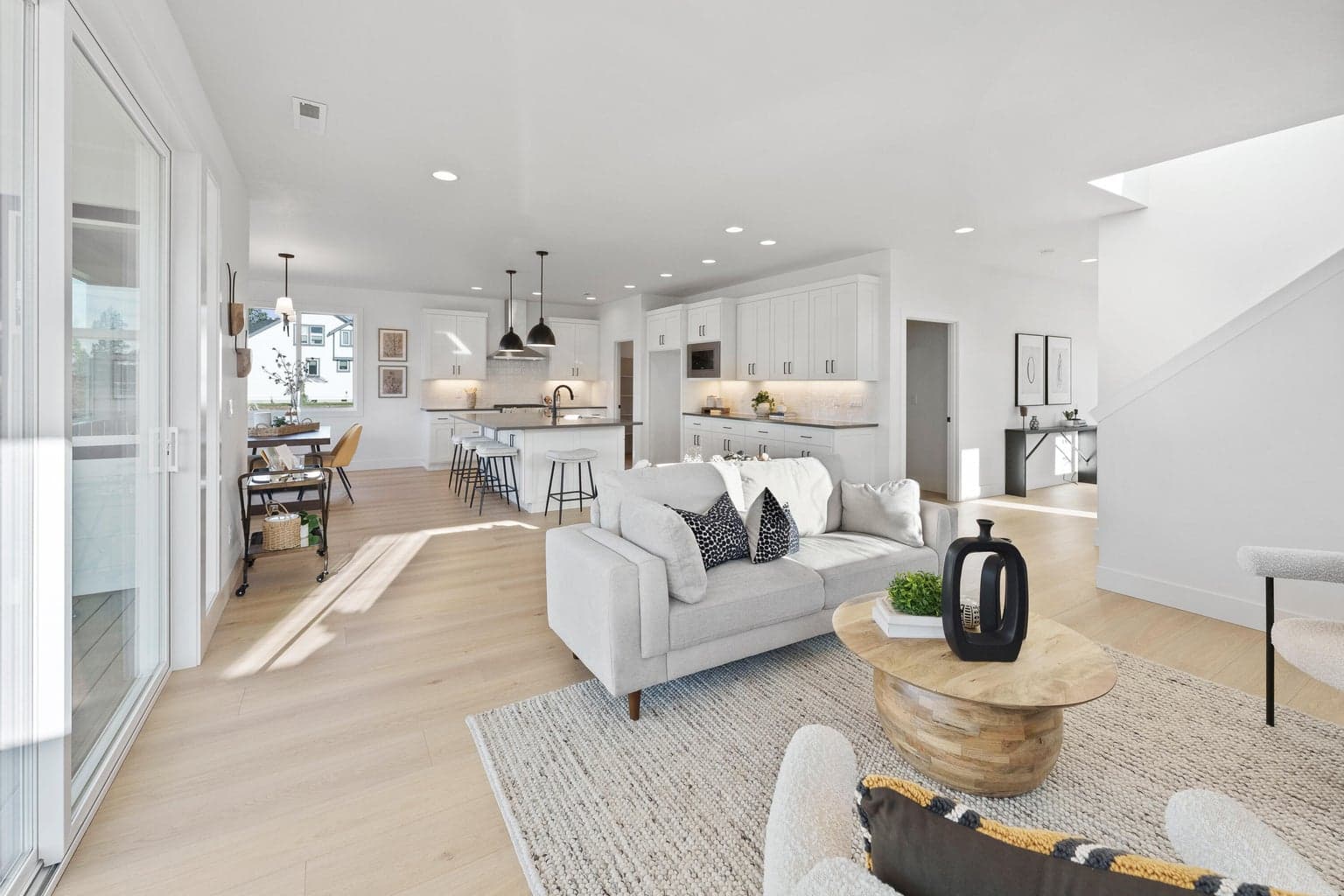 Photo of 4315 SW Rhyolite Place 13 of 51