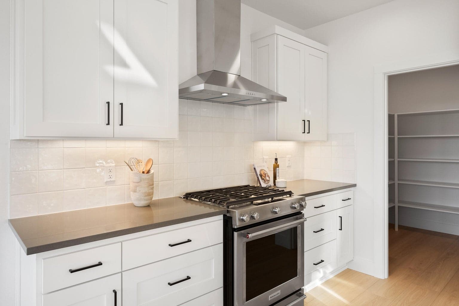 Photo of 4315 SW Rhyolite Place 17 of 51