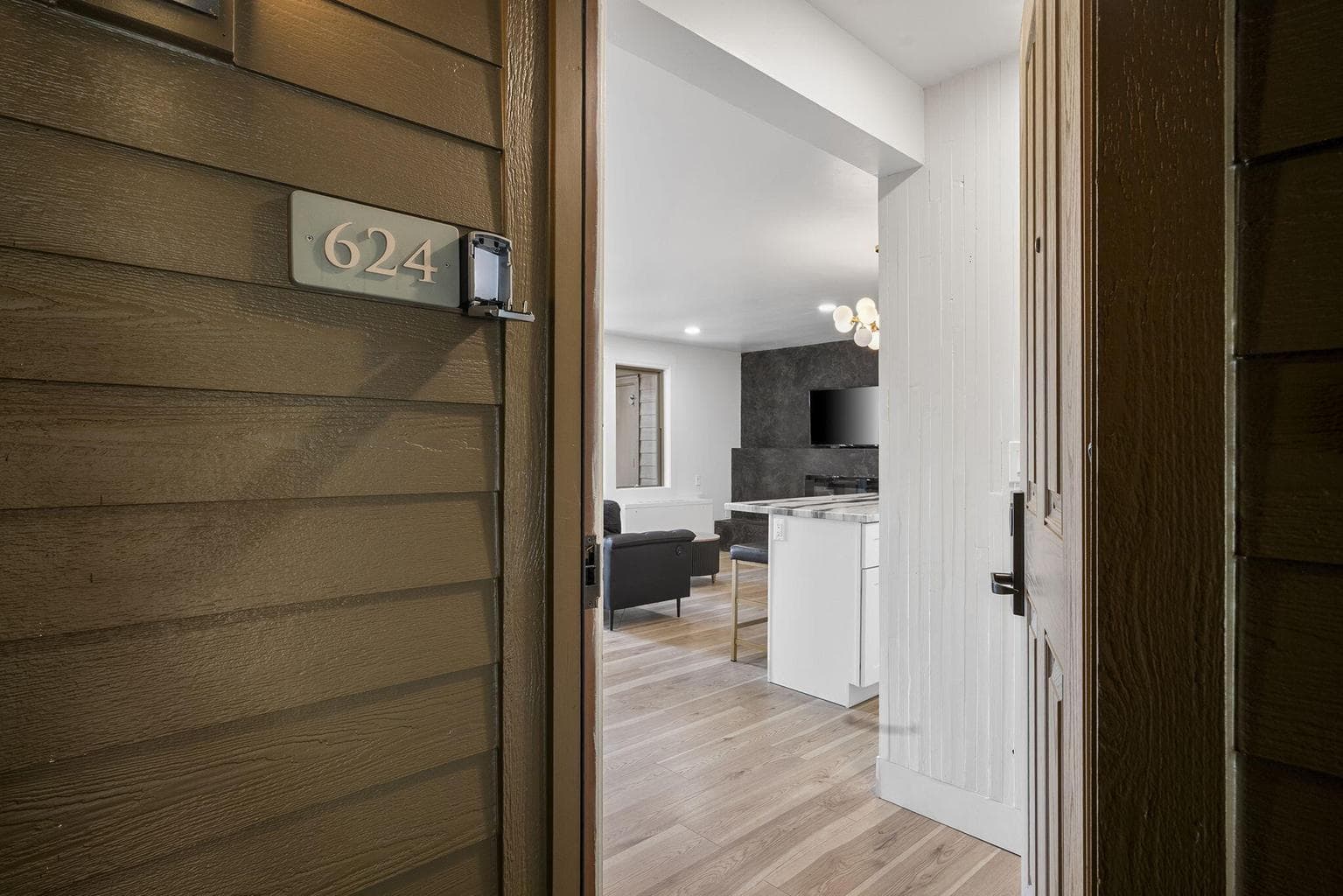 Photo of 18575 Century 2 of 51