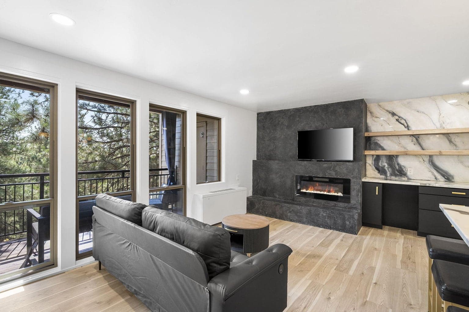 Photo of 18575 SW Century Drive 11 of 51