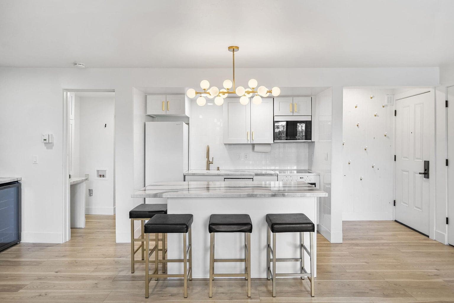 Photo of 18575 SW Century Drive 17 of 51