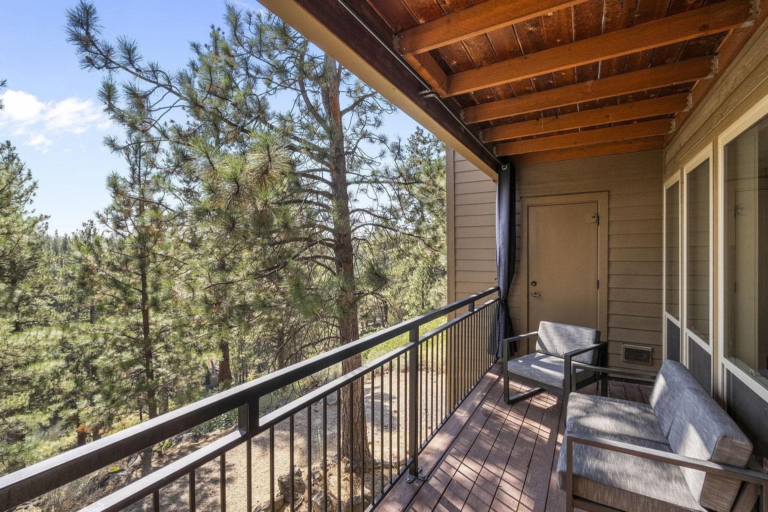 Photo of 18575 SW Century Drive 31 of 51