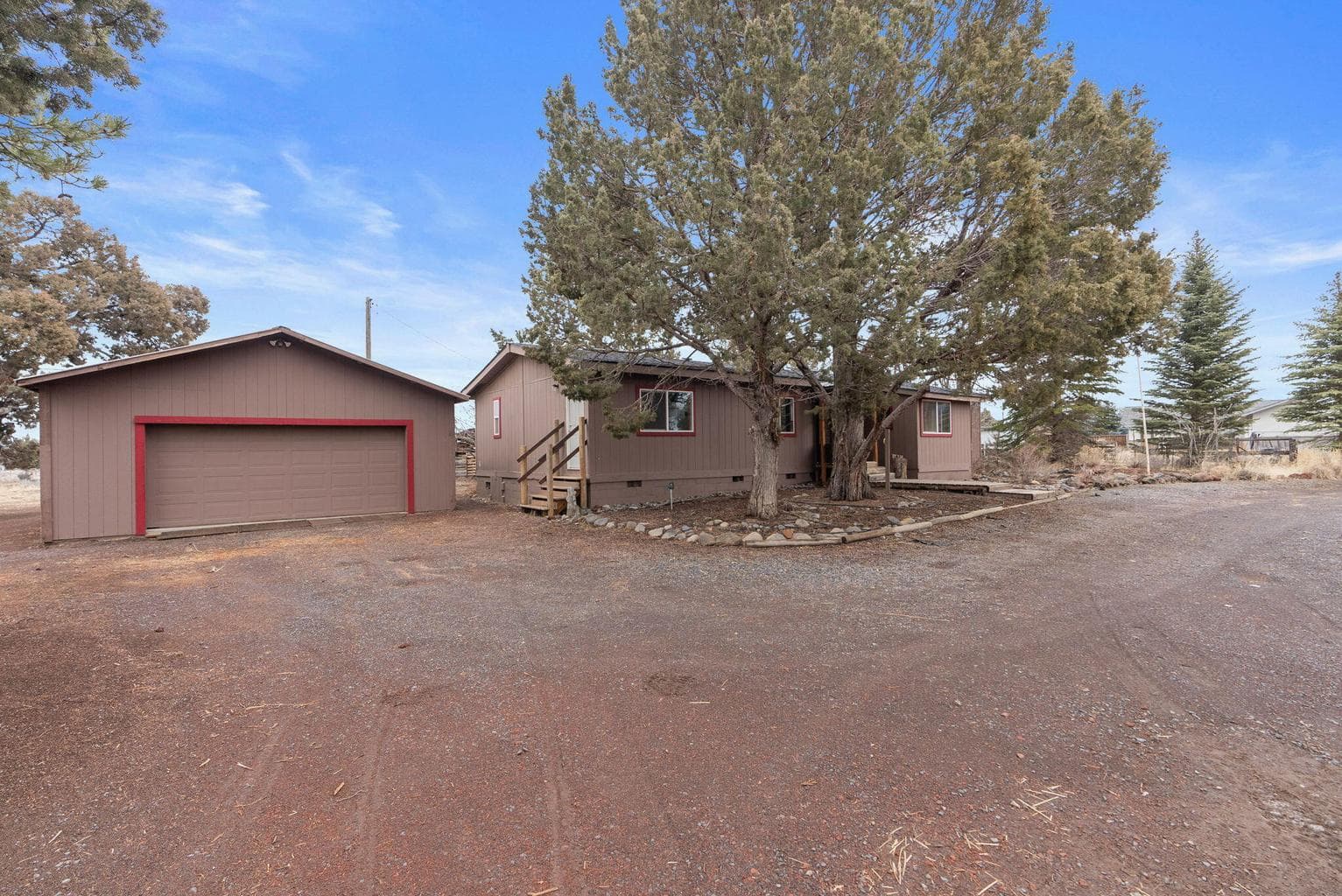 Photo of 66880 Central Street 7 of 14