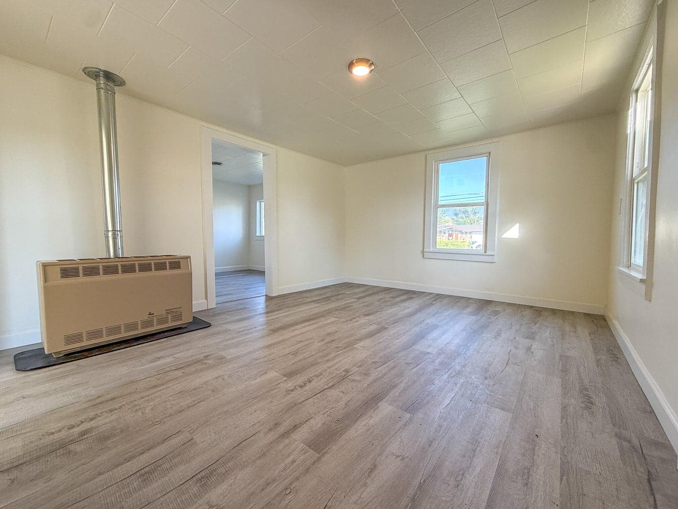 Photo of 485 7th 3 of 13
