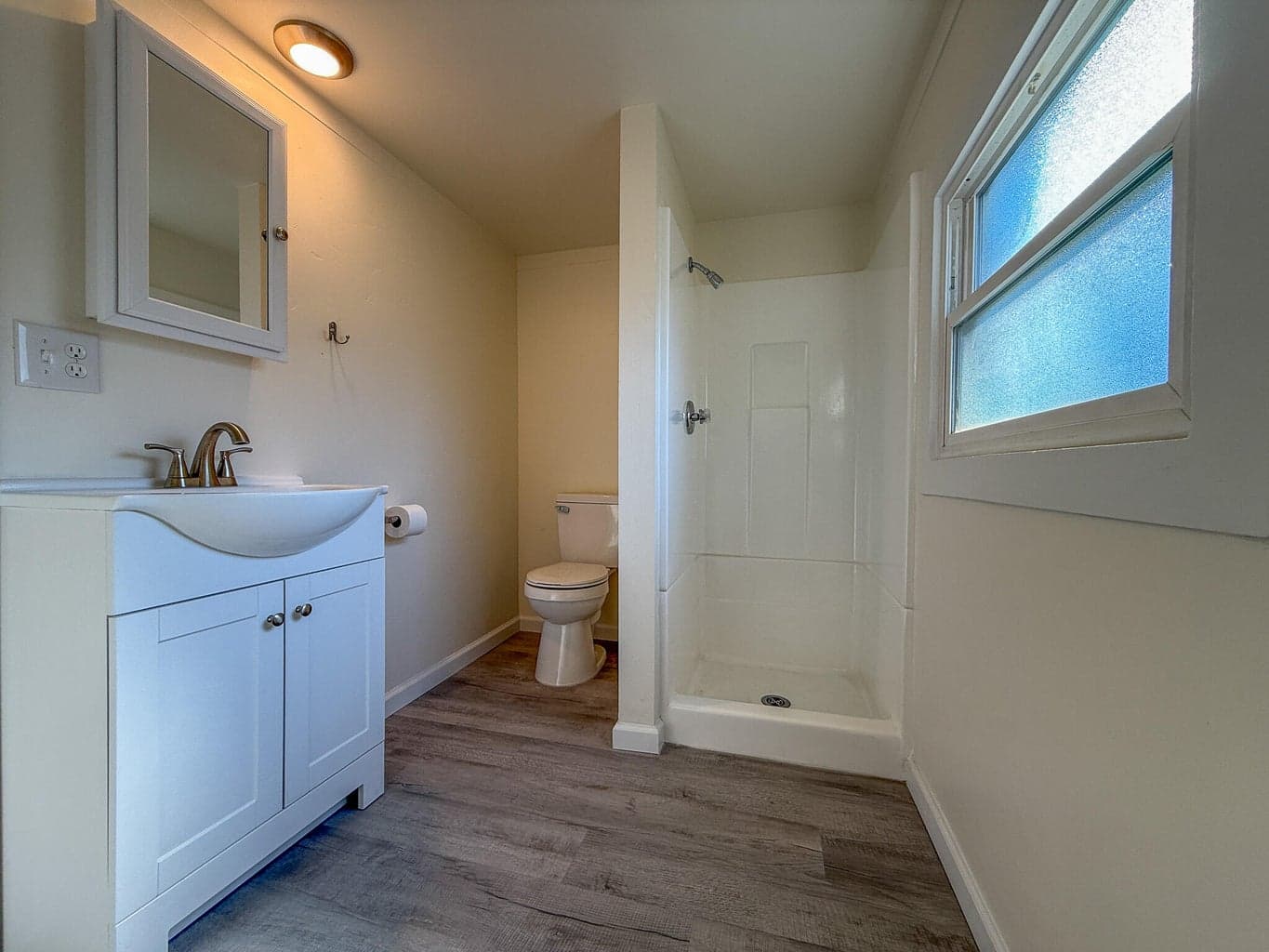 Photo of 485 NE 7th Street 9 of 13