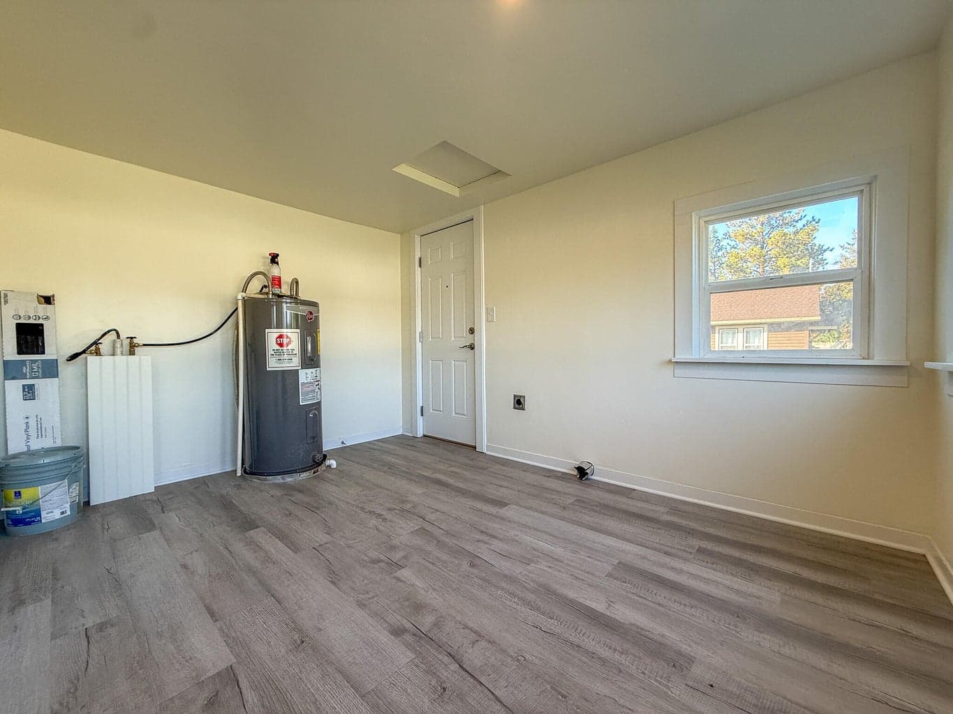 Photo of 485 NE 7th Street 11 of 13