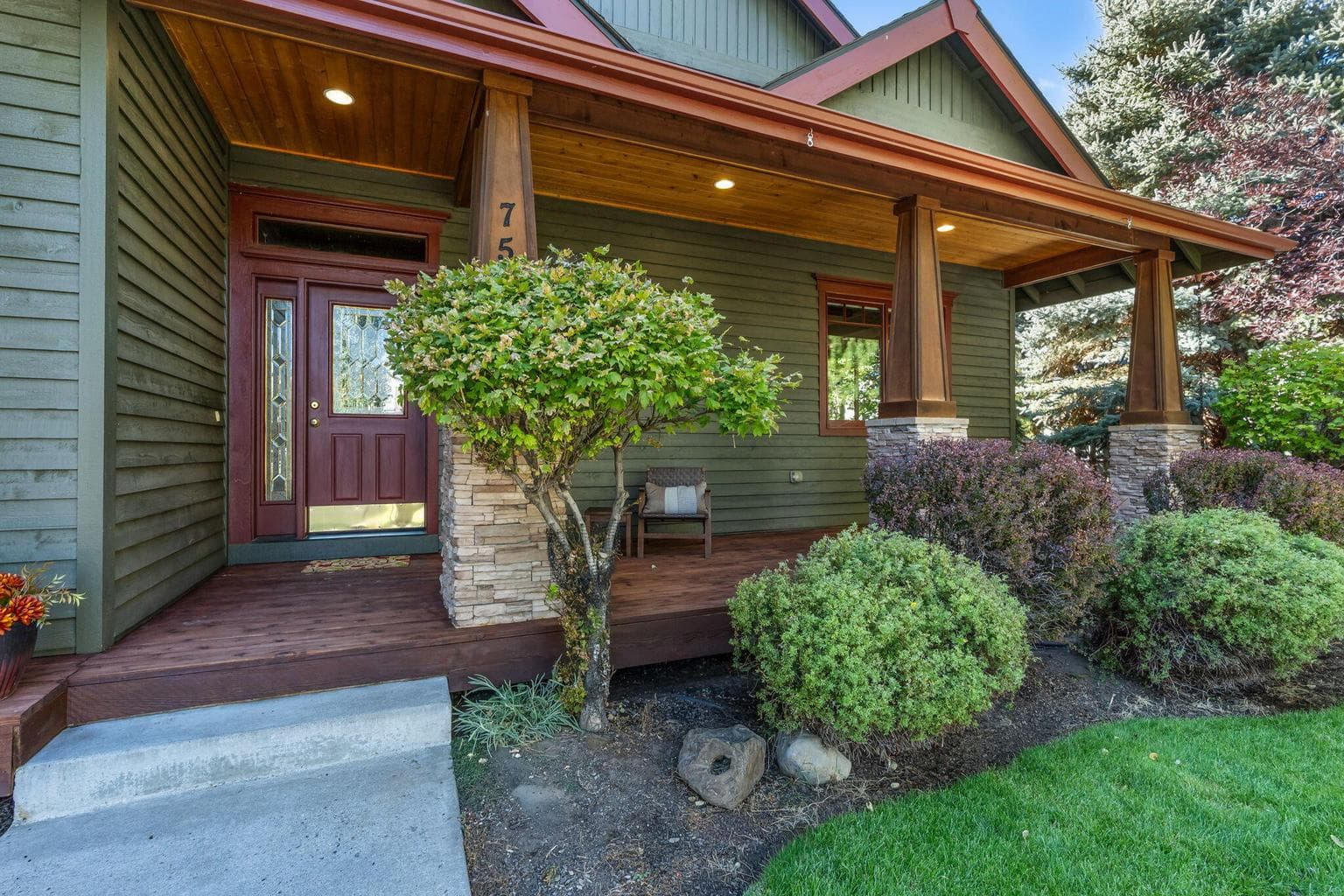 Photo of 759 Birch 4 of 51