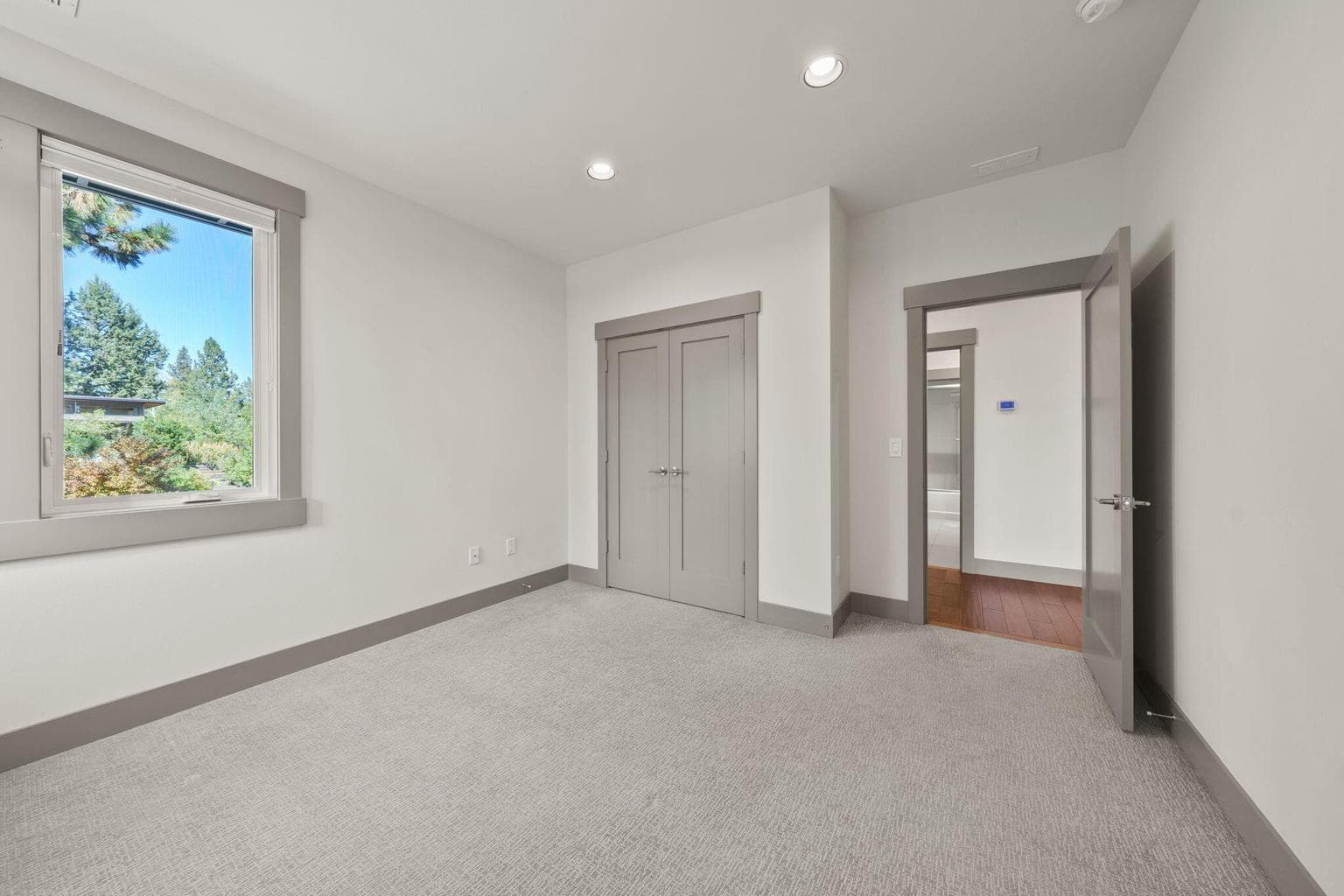 Photo of 2240 NW Lolo Drive 38 of 54