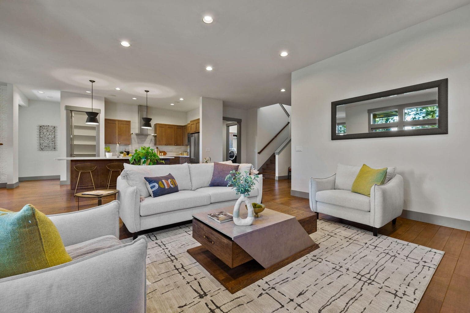 Photo of 2240 NW Lolo Drive 9 of 54