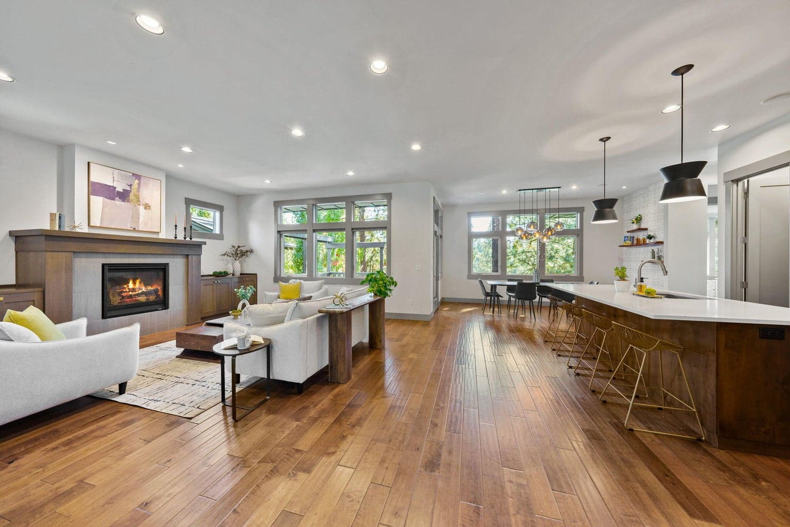 Photo of 2240 NW Lolo Drive 11 of 54