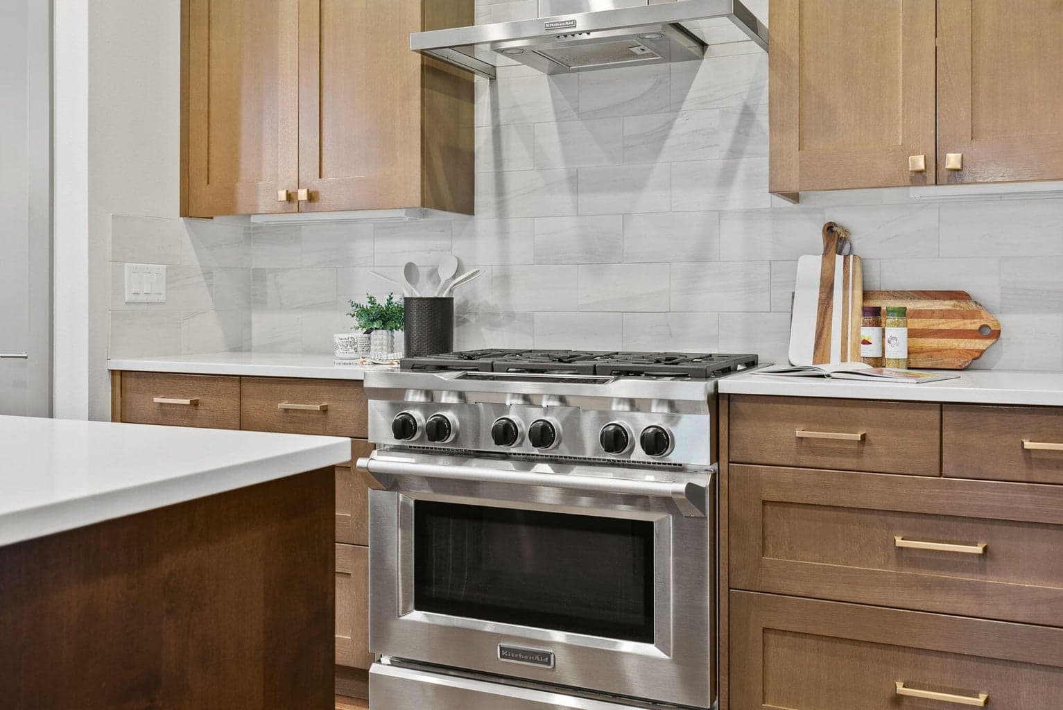 Photo of 2240 NW Lolo Drive 16 of 54