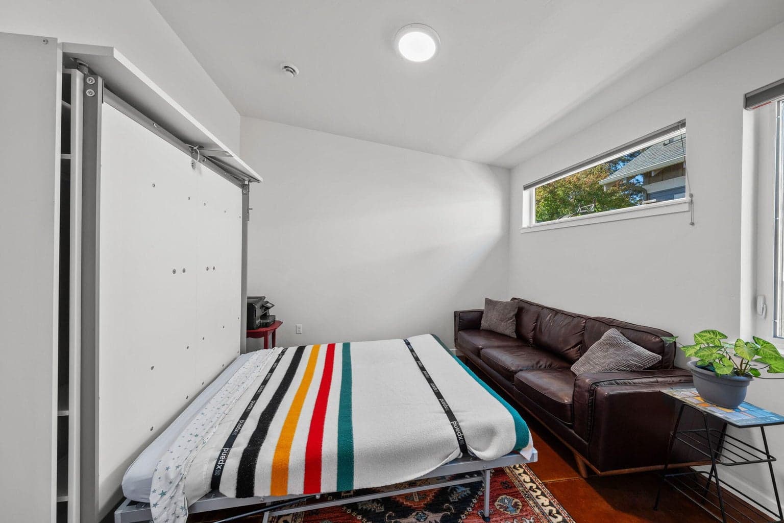 Photo of 1232 NW Albany Avenue 21 of 50