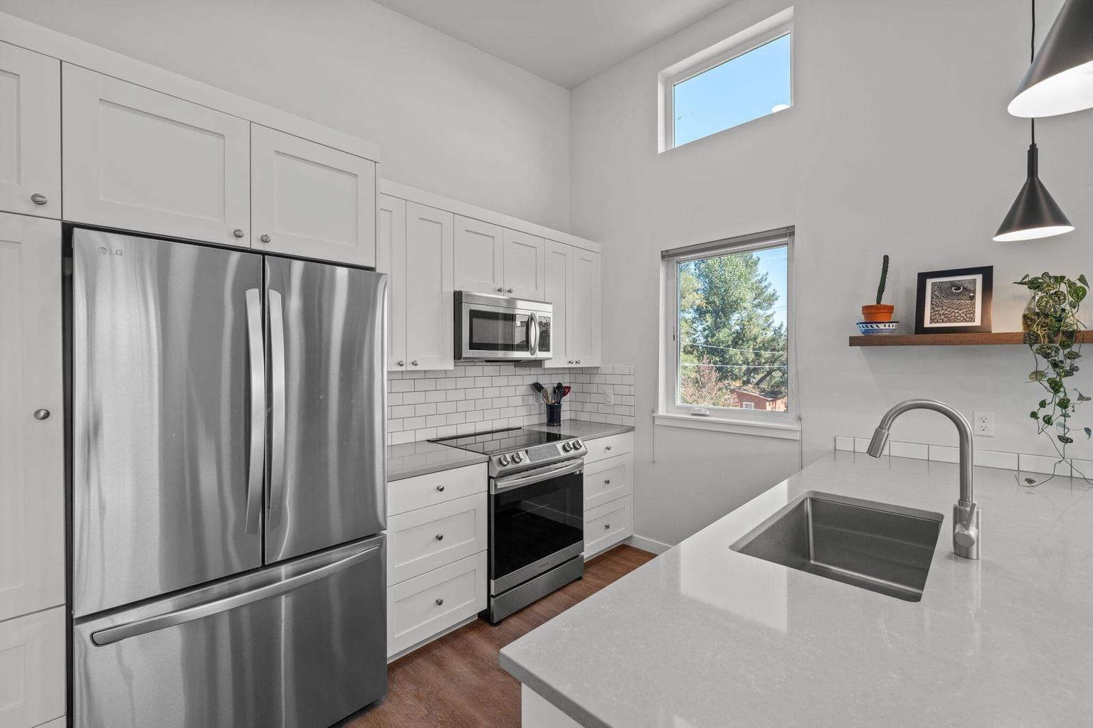 Photo of 1232 NW Albany Avenue 40 of 50