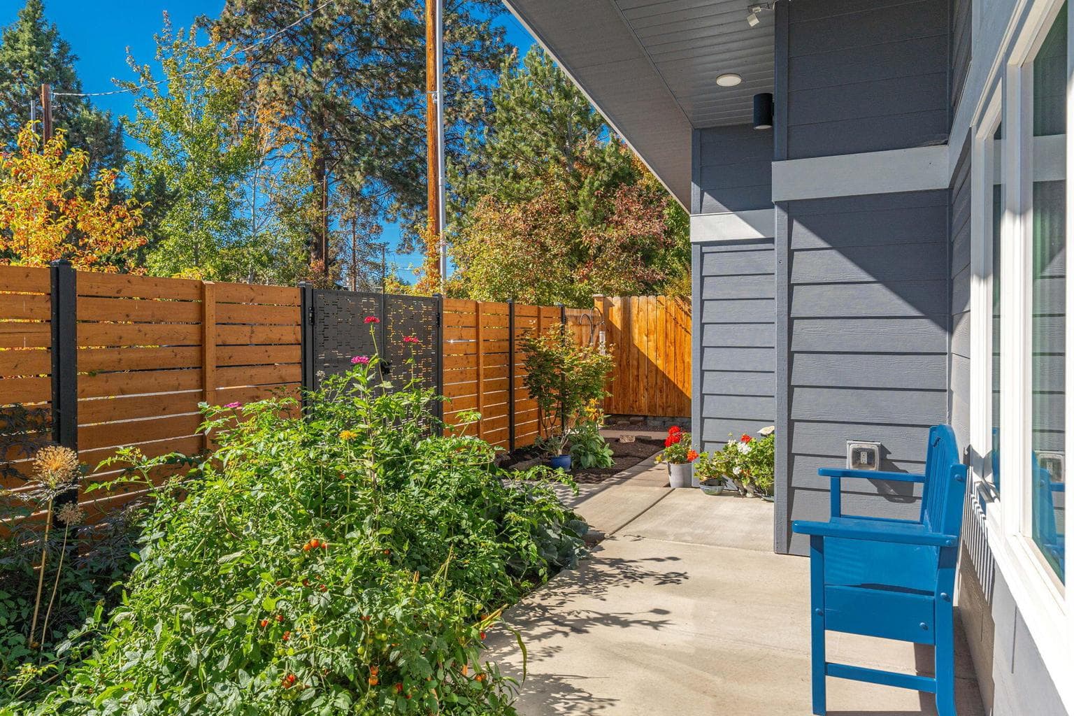 Photo of 1232 NW Albany Avenue 45 of 50