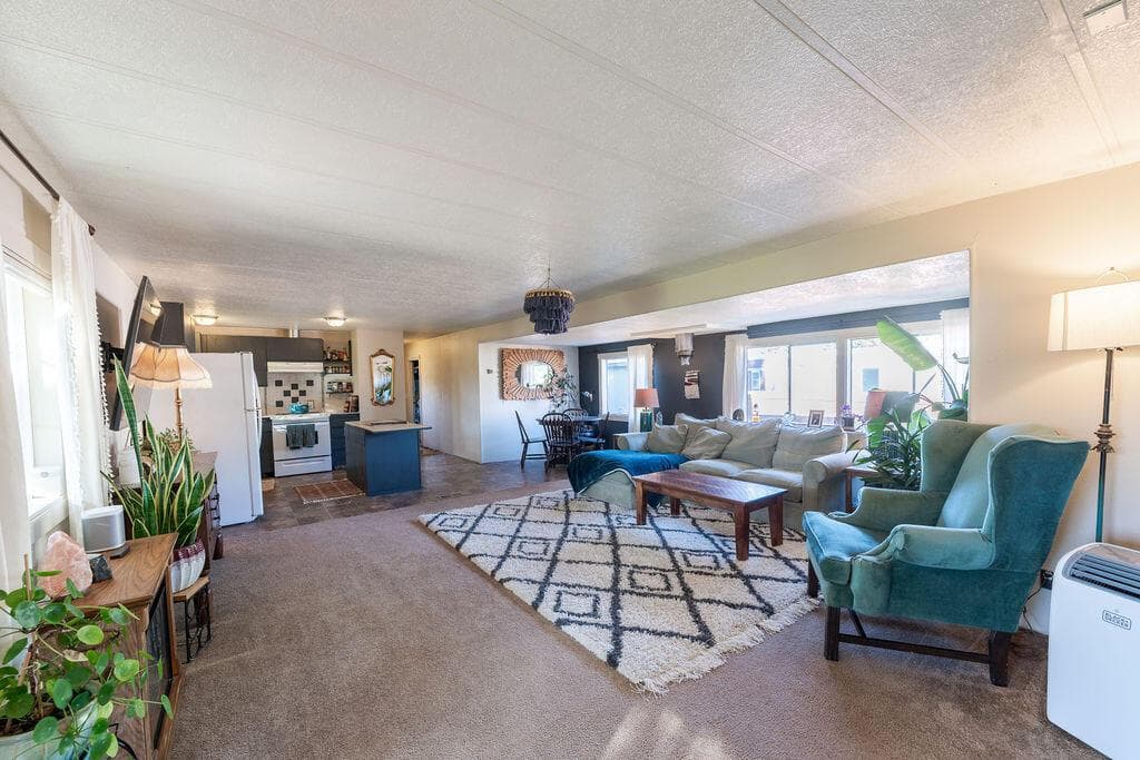 Photo of 64900 Hunnell 4 of 29