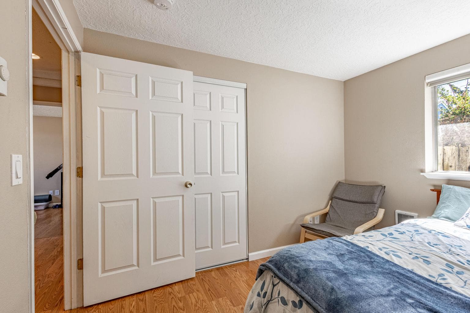 Photo of 740 NW Beaver Street 11 of 22