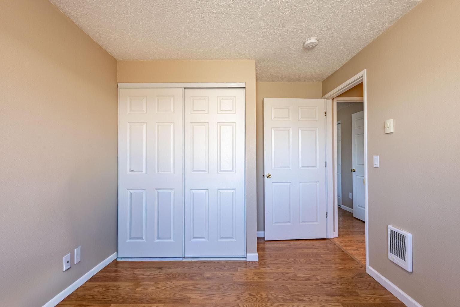 Photo of 740 NW Beaver Street 13 of 22