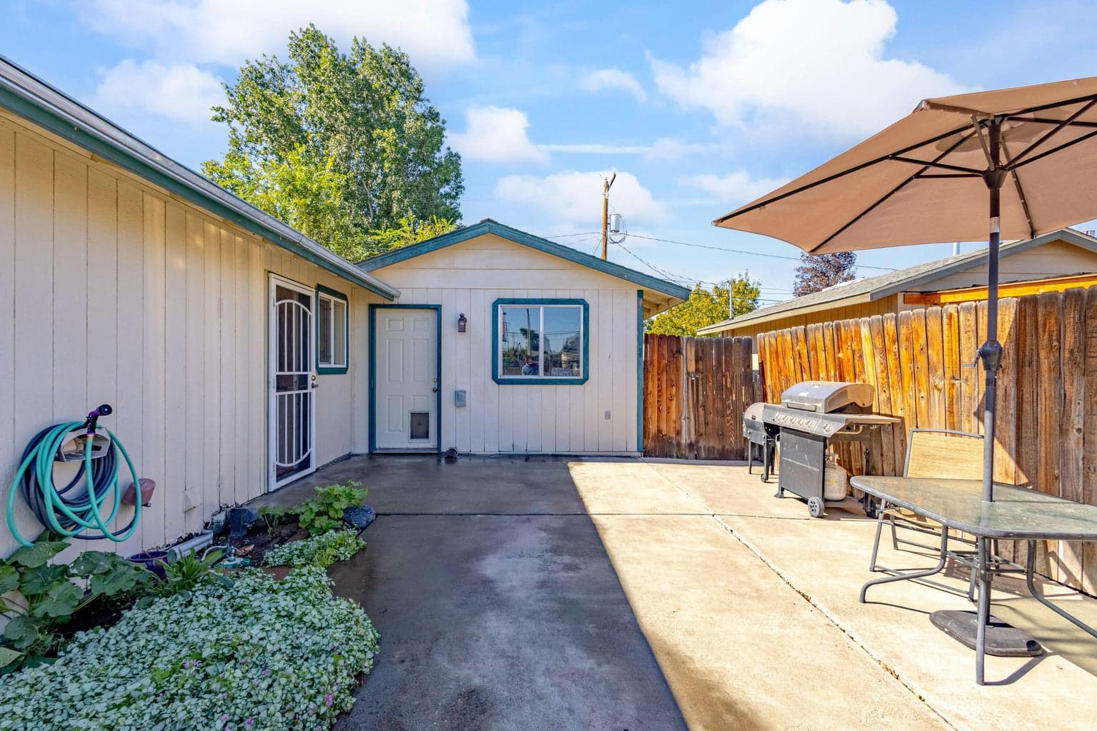 Photo of 740 NW Beaver Street 16 of 22
