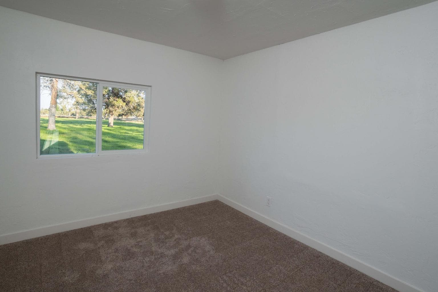 Photo of 65020 Swalley Road 53 of 71