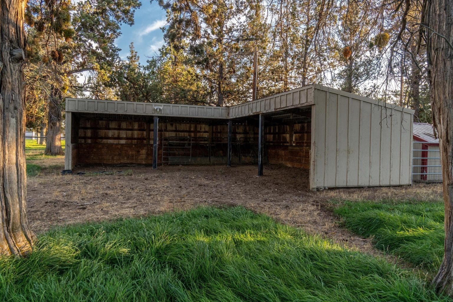 Photo of 65020 Swalley Road 65 of 71