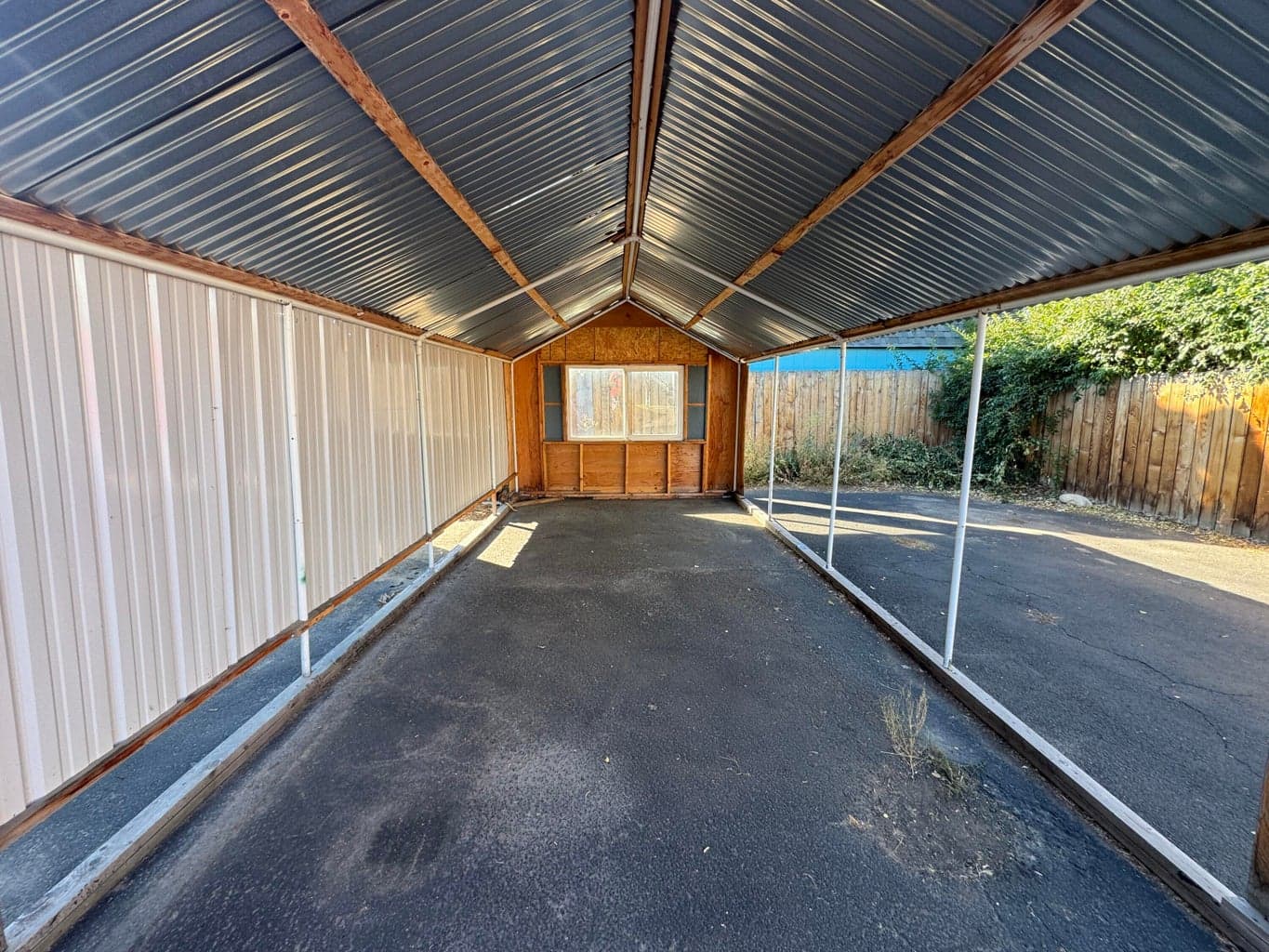 Photo of 1818 NW Fir Avenue 27 of 35