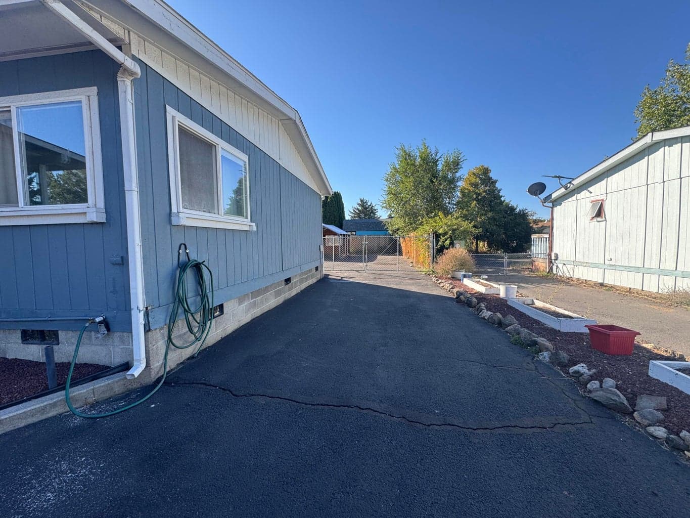 Photo of 1818 NW Fir Avenue 28 of 35