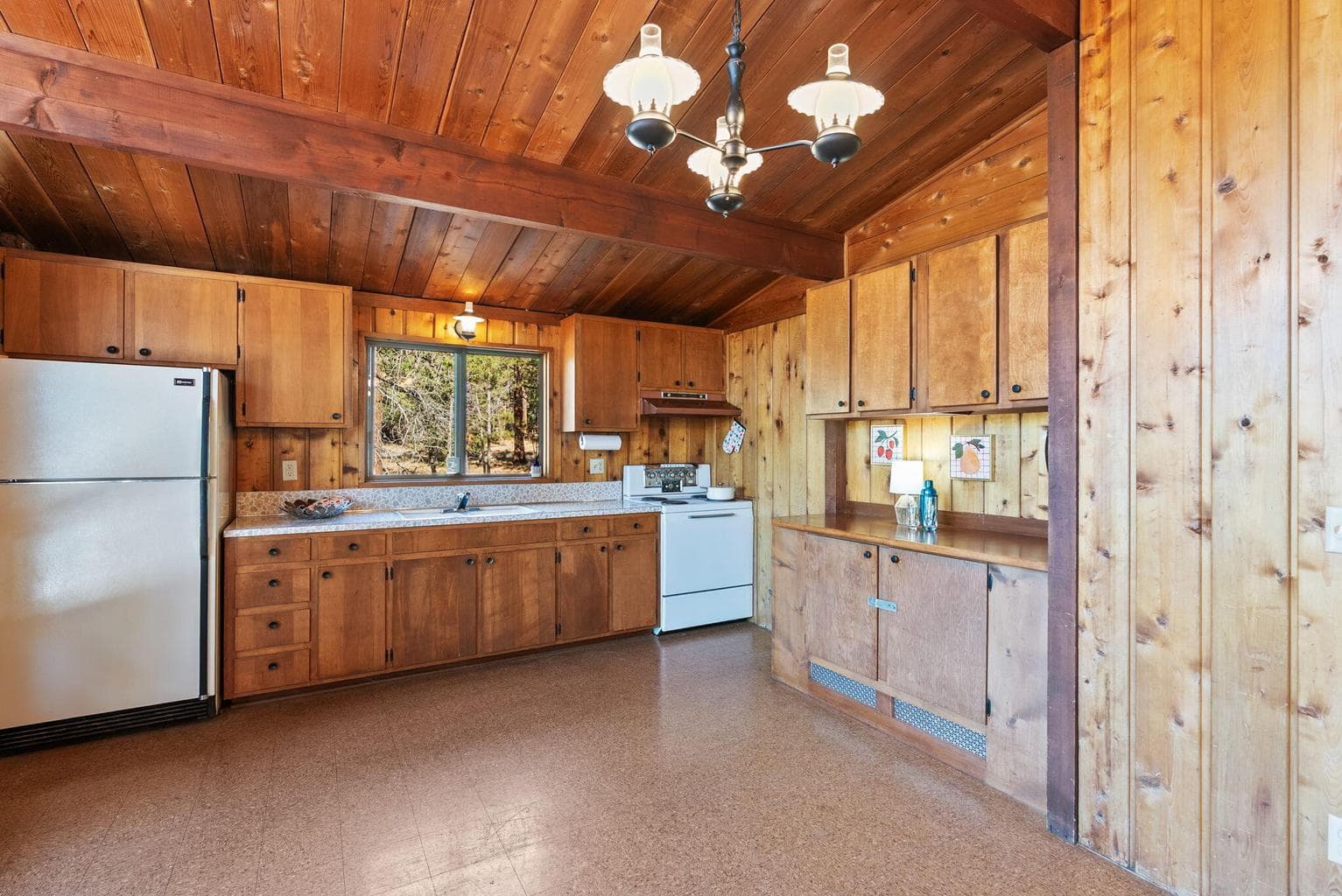 Photo of 16091 Old Juniper Road 12 of 37
