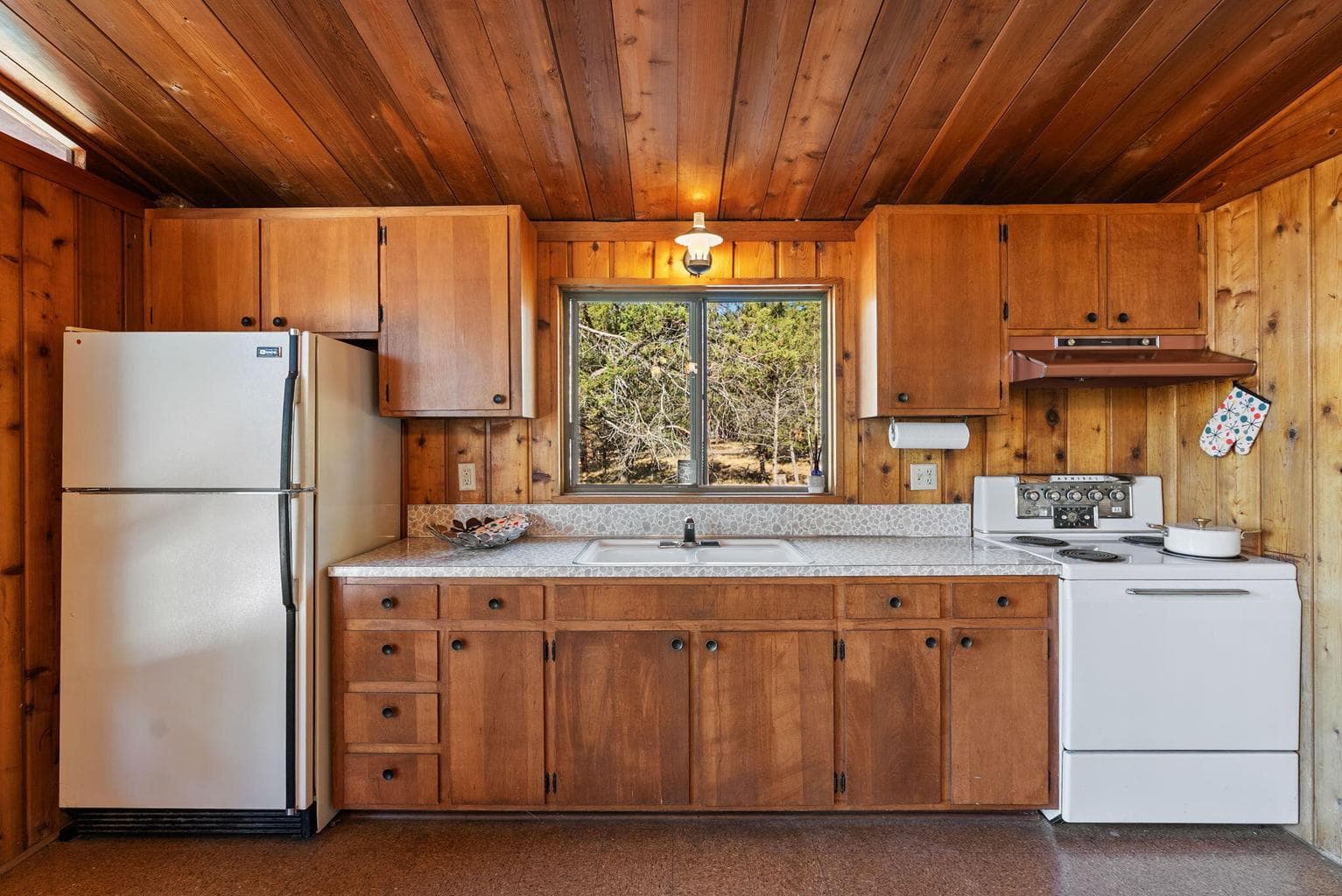 Photo of 16091 Old Juniper Road 14 of 37