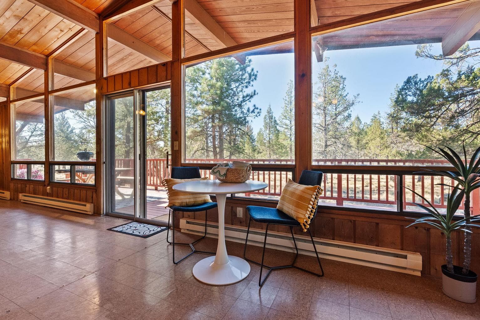 Photo of 16091 Old Juniper Road 18 of 37