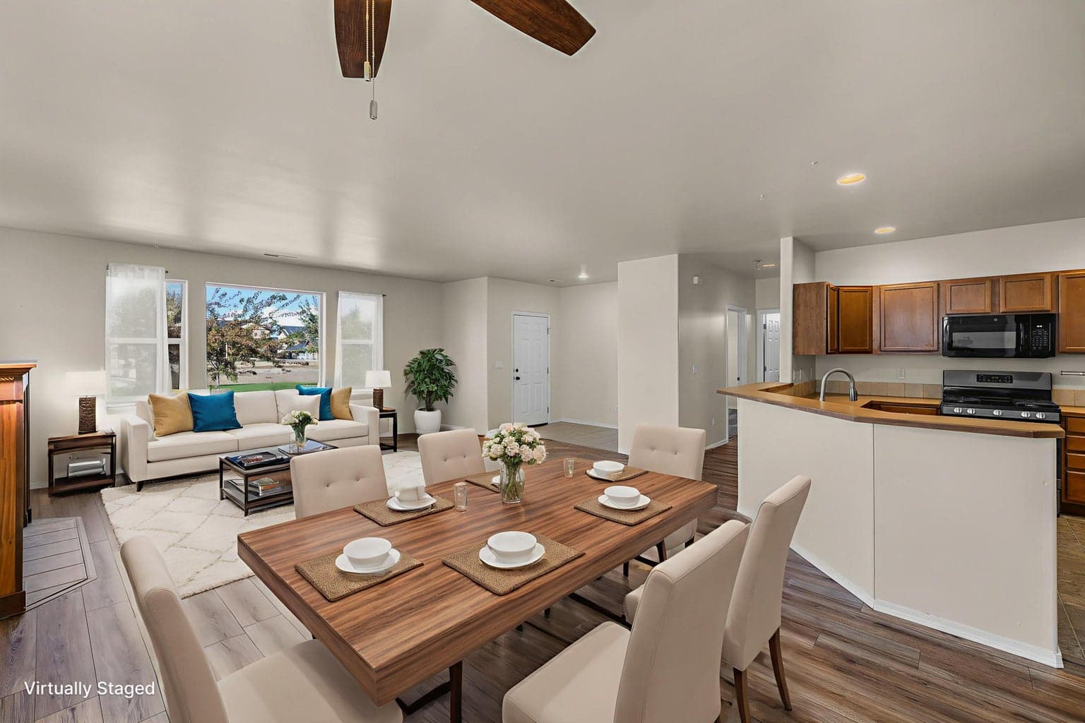 Photo of 1352 SW 35th Street 7 of 45