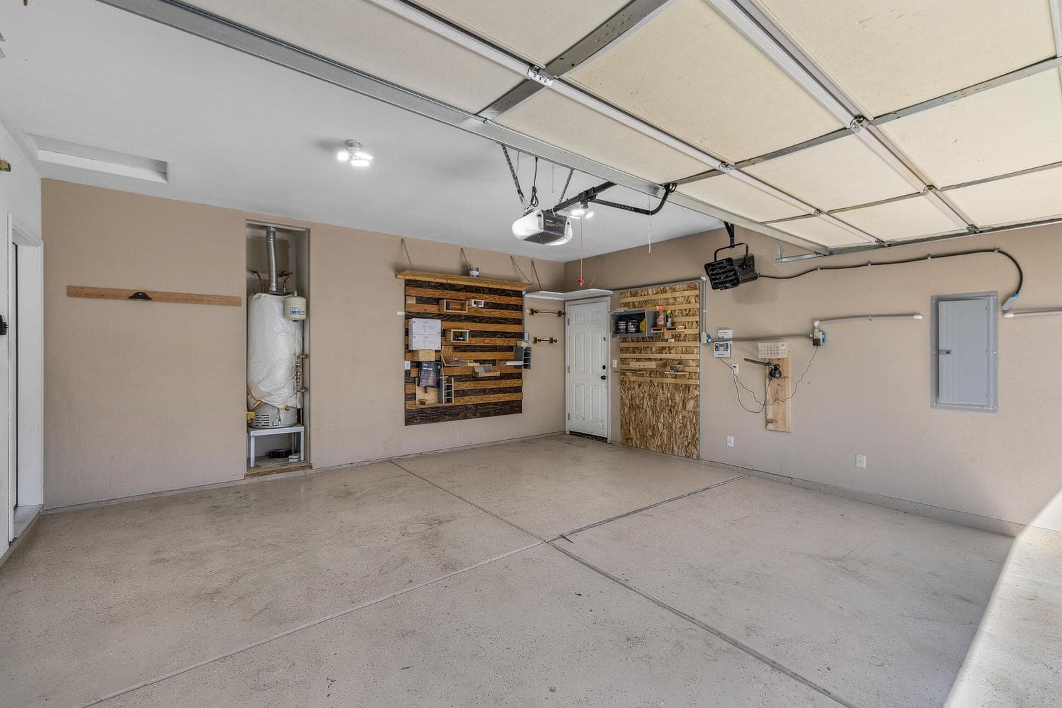 Photo of 1352 SW 35th Street 24 of 45