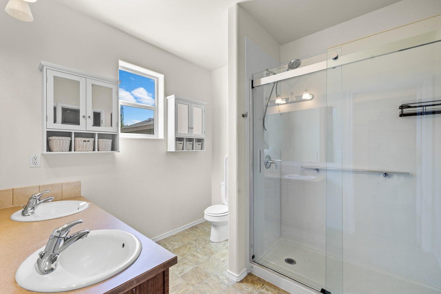 Photo of 1352 SW 35th Street 15 of 45
