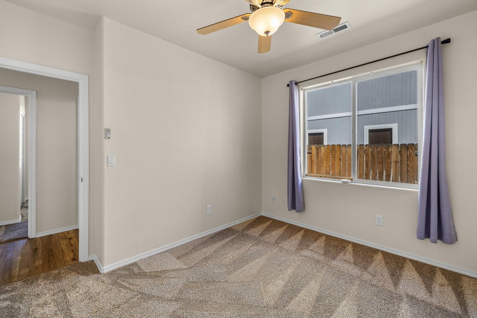 Photo of 1352 SW 35th Street 17 of 45