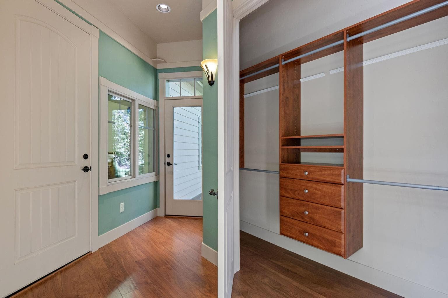 Photo of 60287 Evening Star Lane 40 of 60