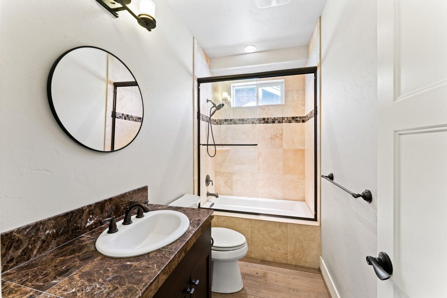Combo tub/shower