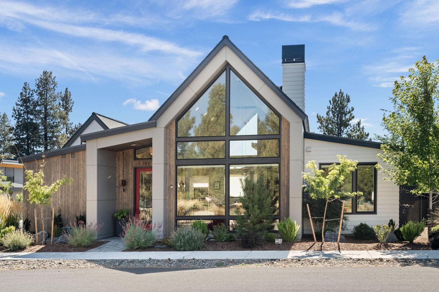 Photo of 191 Clearpine 1 of 41