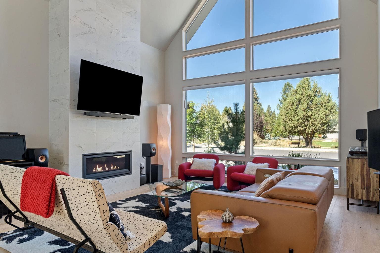 Photo of 191 Clearpine 4 of 41
