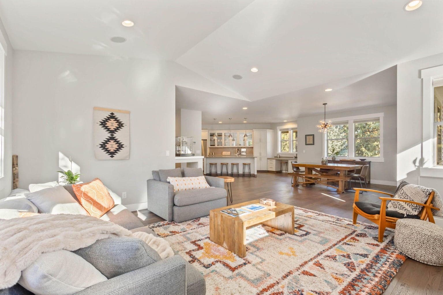 Photo of 2218 NW Lolo Drive 11 of 59