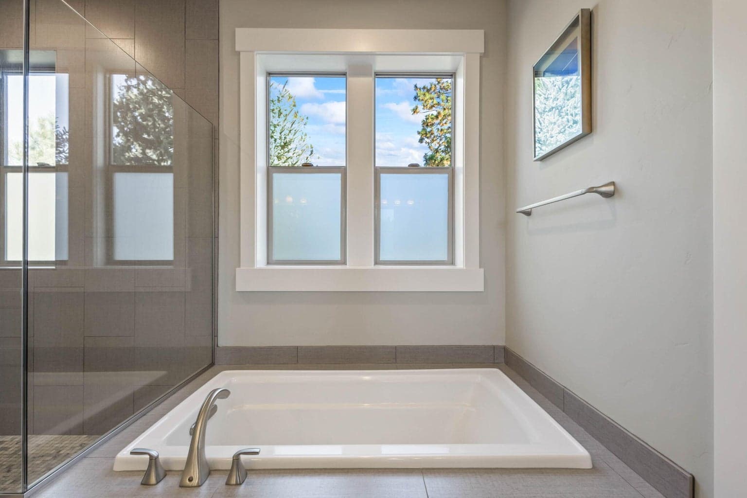 Photo of 2218 NW Lolo Drive 28 of 59